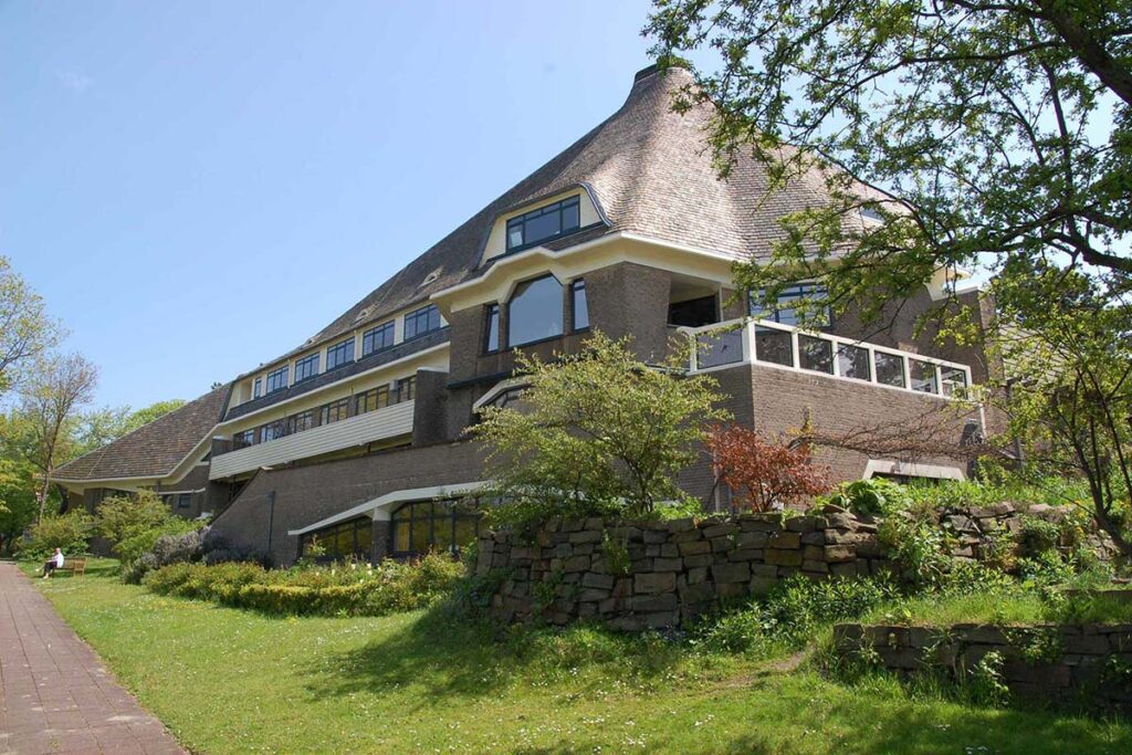 Lievegoed-Rudolf-Steiner-Zorg-Den-Haag-Raphaelhuis